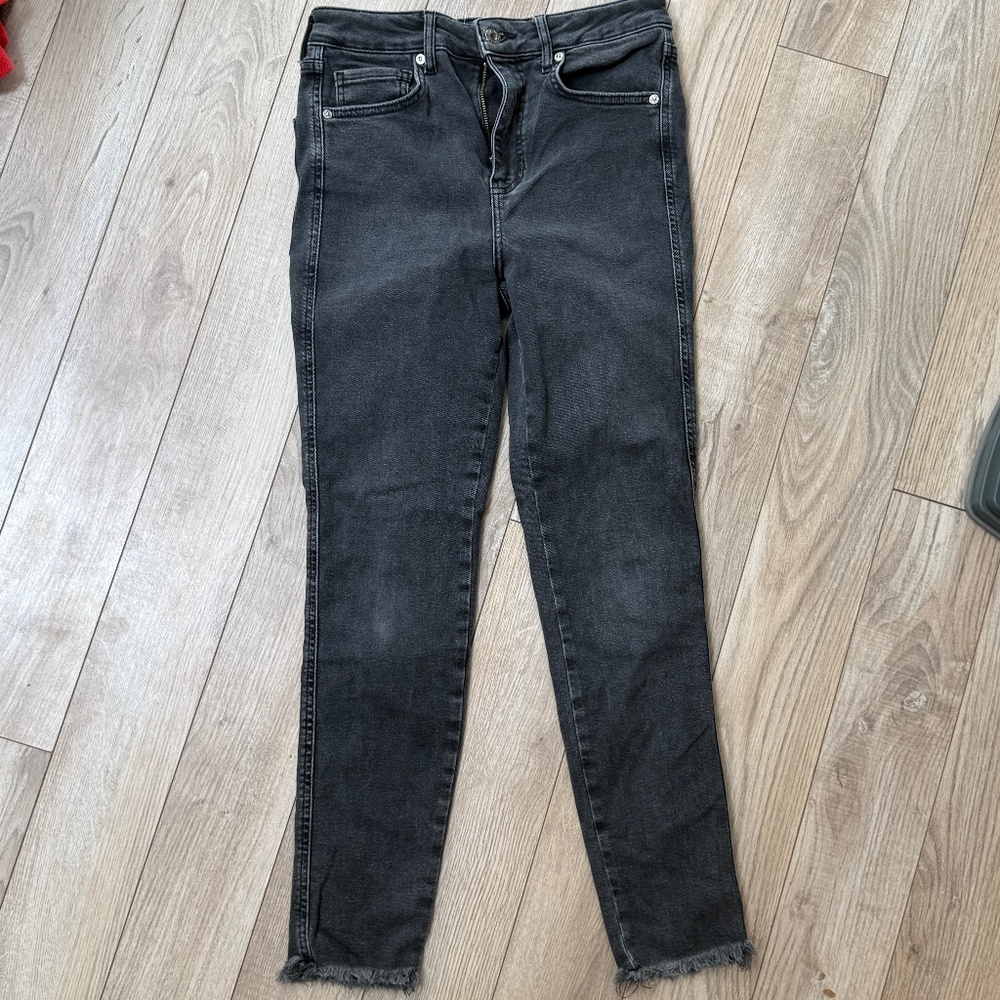 We the free Free People Black Skinny Jeans size 29
